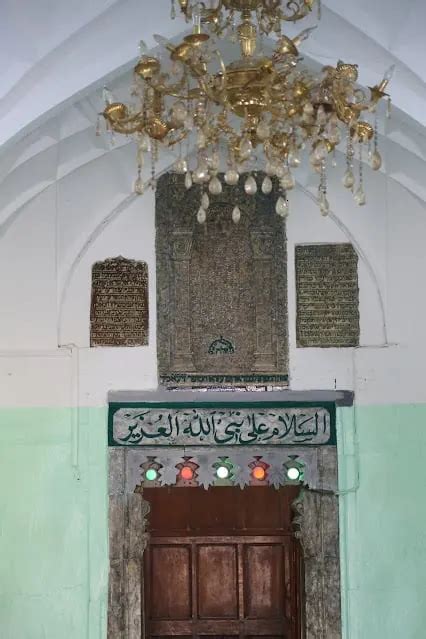 irazur tomb|Tomb of Ezra, Al.